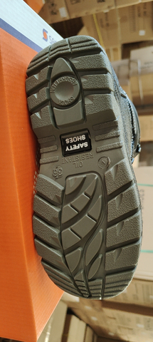 أحذية السلامة الرياضية المصنوعة من الفولاذ المقاوم للصدأ ونعل SS للعمل الخاص